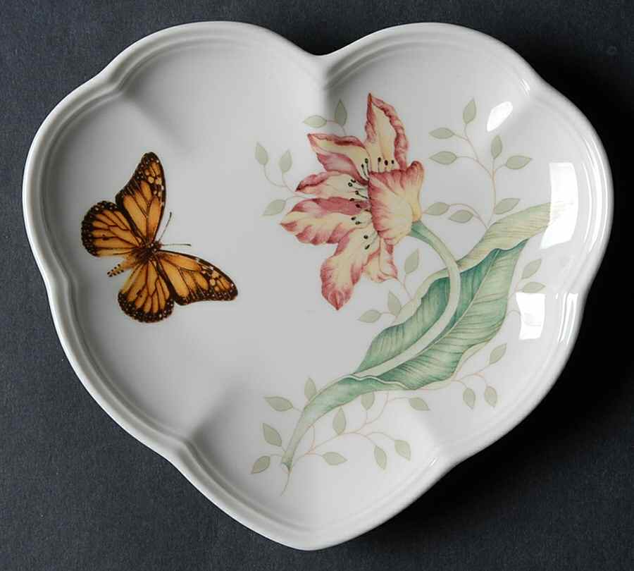 Butterfly Meadow Heart Party Plate by Lenox-1