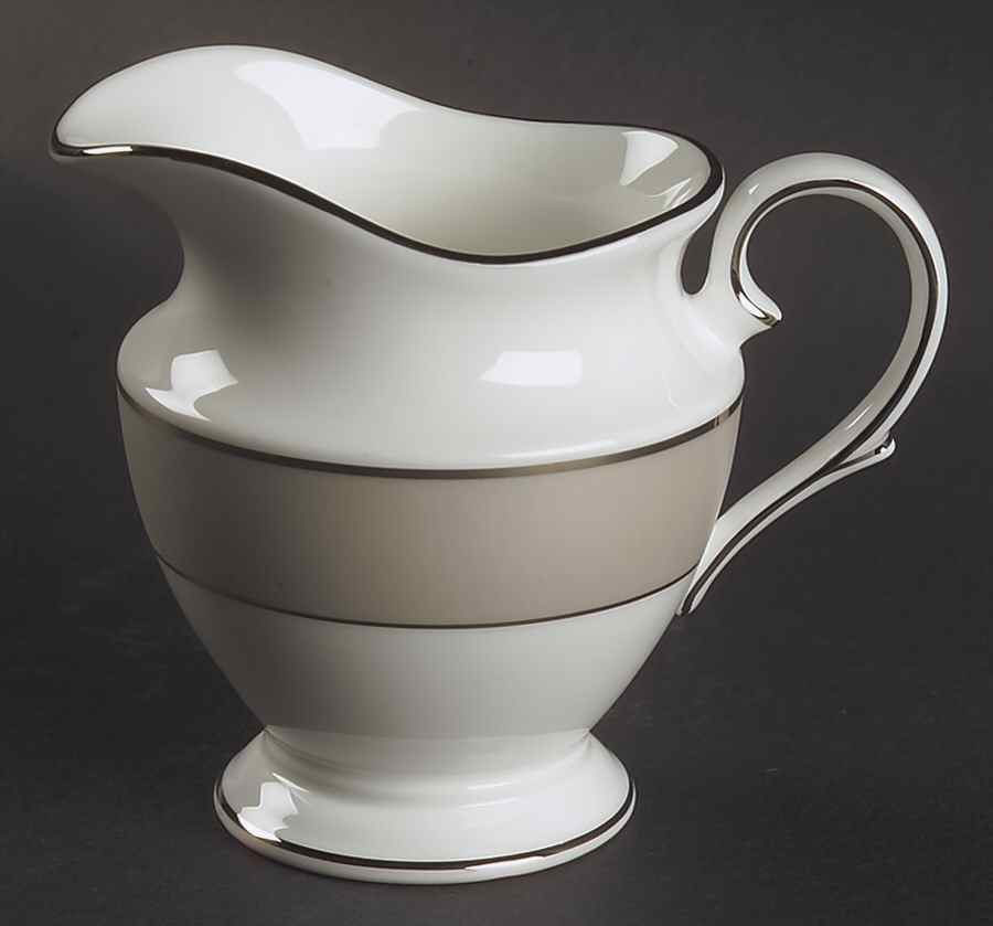 Federal Platinum Frost Creamer by Lenox-1