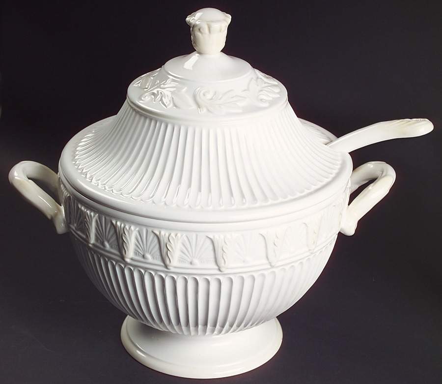 Butler's Pantry Tureen & Lid w/Ladle by Lenox-1