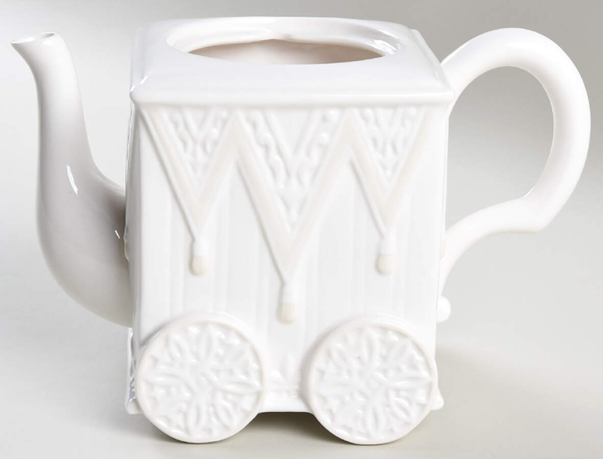 Butler's Pantry Figural Teapot No Lid by Lenox-1