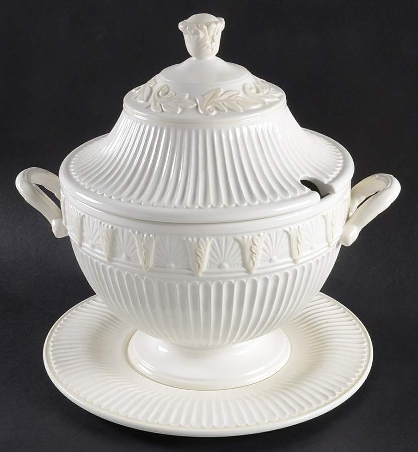 Butler's Pantry Tureen & Lid w/Underplate by Lenox-1
