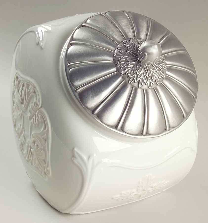 Butler's Pantry Cookie Jar & Lid by Lenox-1