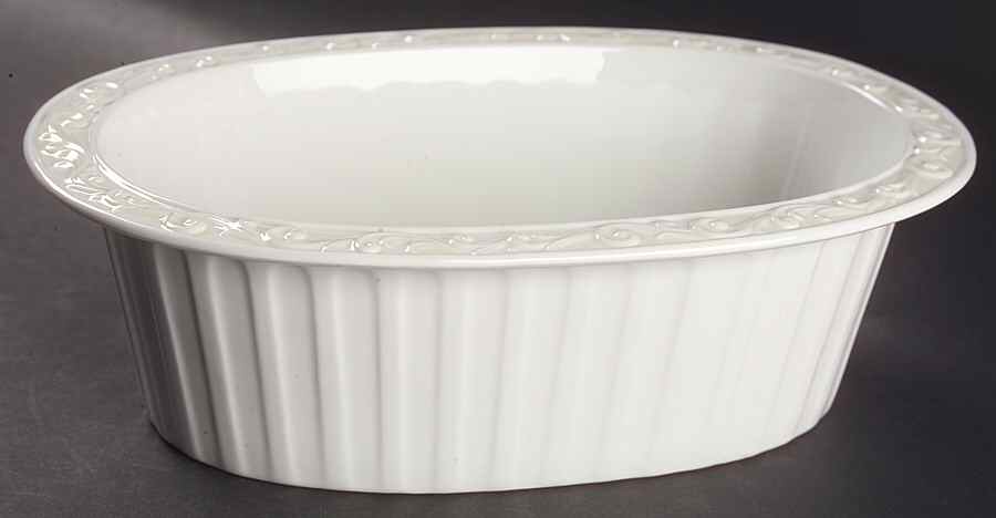 Butler's Pantry 11" Oval Baker by Lenox-1