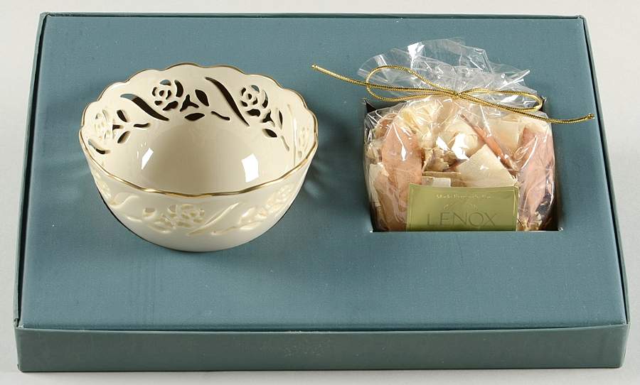 Rosebud Collection (Boxed Set) 4" Pierced Round Bowl w/Potpourri by Lenox-1