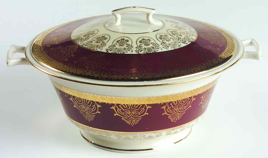 LP7 Round Covered Vegetable by La Petite China-1