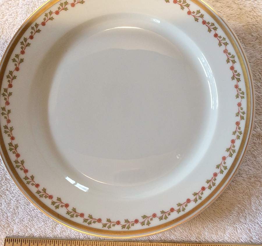 LAT34 Salad Plate by Latrille-1