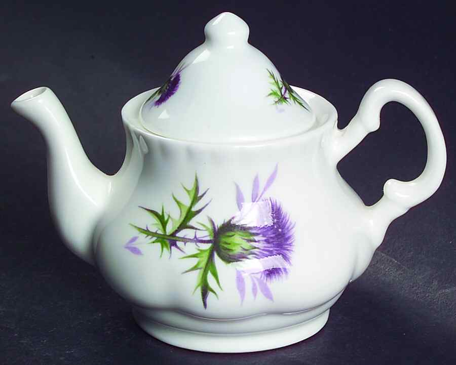 The Thistle Mini Teapot & Lid by Luckenbooth-1