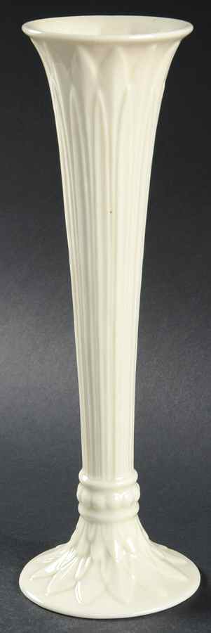 Tivoli Collection 9" Vase by Lenox-1