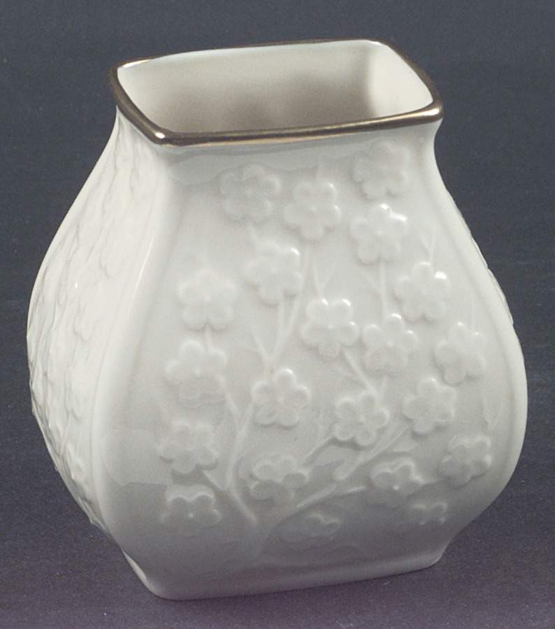 Springflower Collection 4" Vase by Lenox-1