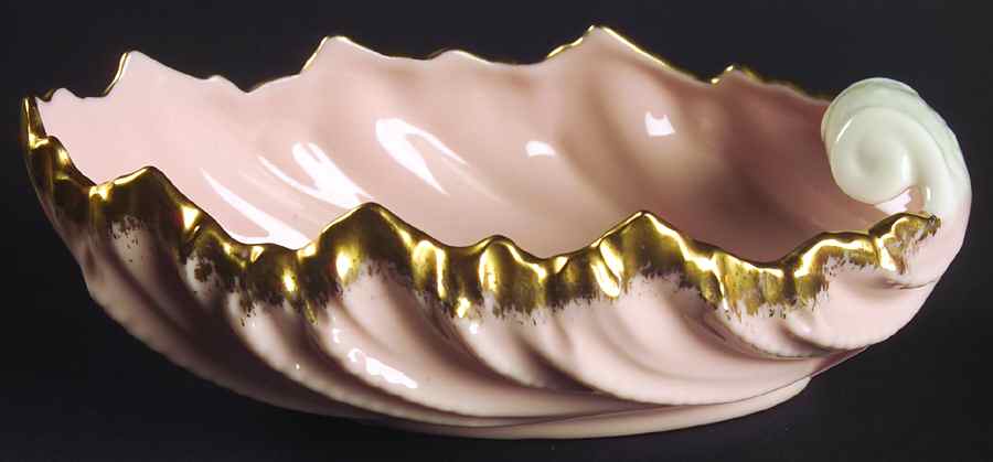 Shell Bowl Coll Pink and White (Gold Trim) 6" Shell Shaped Bowl by Lenox-1