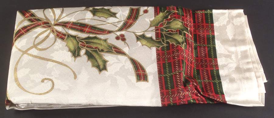 Holiday Nouveau Gold 72" X 72" Cloth Shower Curtain by Lenox-1