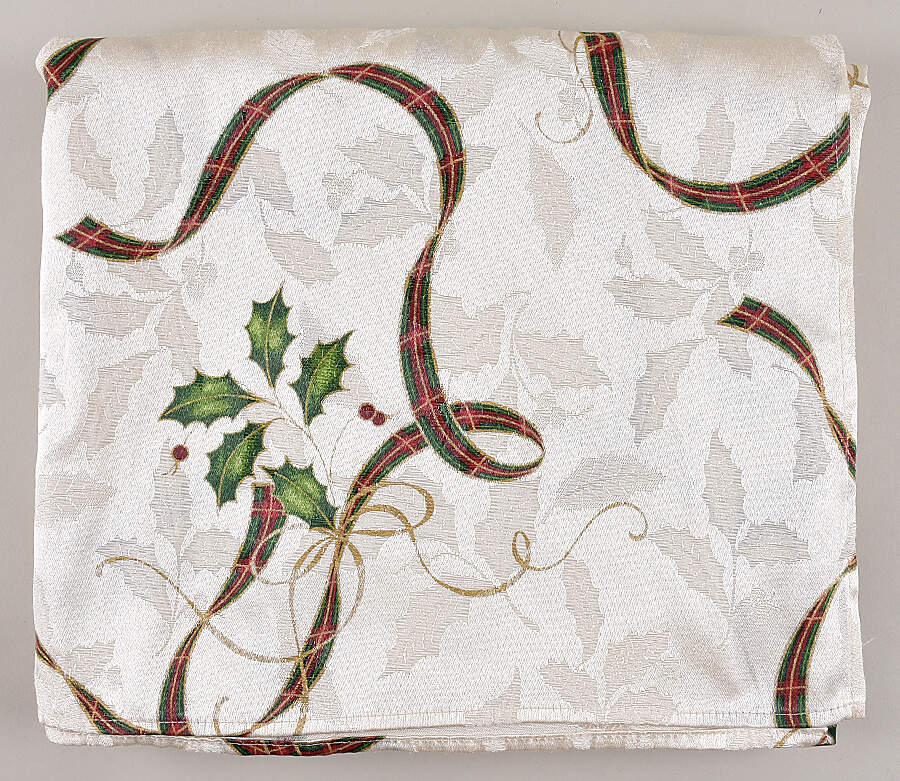 Holiday Nouveau Gold 60" X 102" Oblong Tablecloth by Lenox-1
