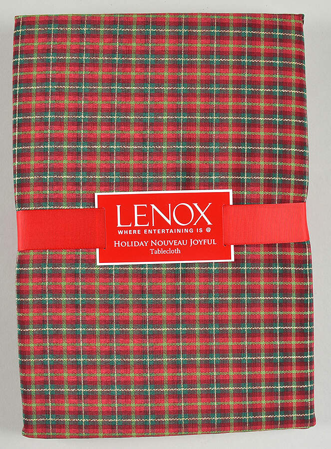 Holiday Nouveau Gold 60" X 84" Oblong Tablecloth by Lenox-1