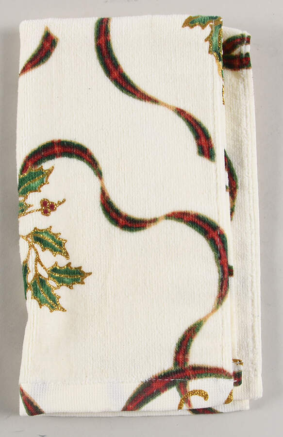 Holiday Nouveau Gold Cloth Fingertip Towel by Lenox-1