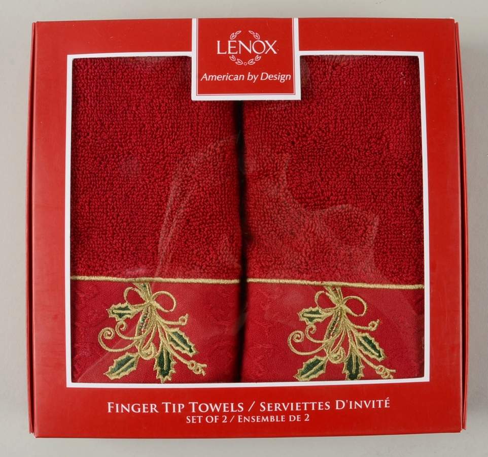Holiday Nouveau Gold (Set of 2 Motif 3) Cloth Fingertip Towels by Lenox-1