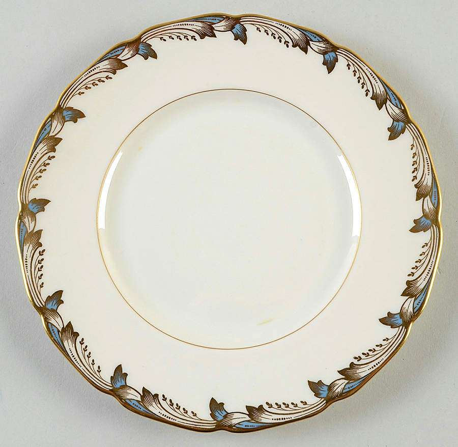 Essex Light Blue (Scalloped) Luncheon Plate by Lenox-1