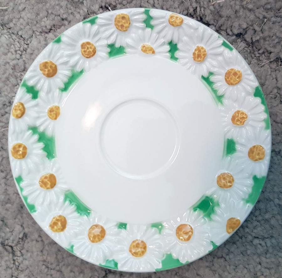 Daisytime Saucer by Lefton-1