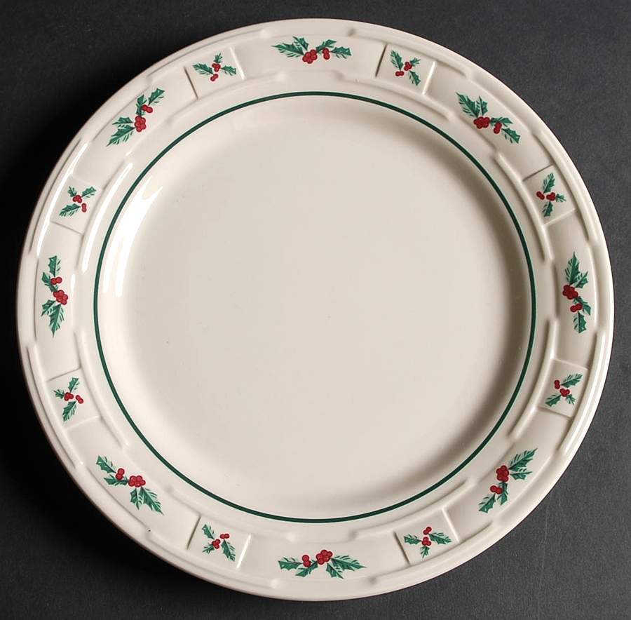 Holly Luncheon Plate by Longaberger-1