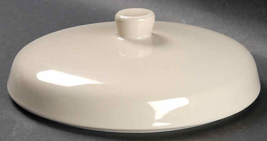 Holly Lid for 1 Qt Round Casserole by Longaberger-1