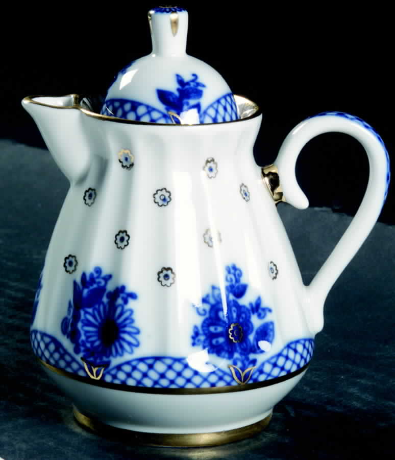Bridesmaid (Baskets) Creamer & Lid by Lomonosov-1