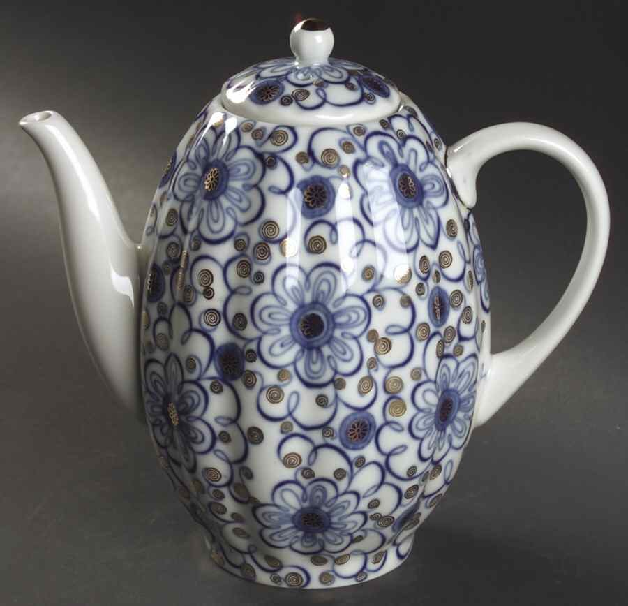 Winding Twig Coffee Pot & Lid by Lomonosov-1