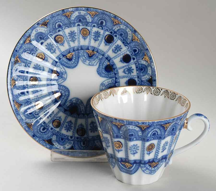 Arches Flat Cup & Saucer Set by Lomonosov-1