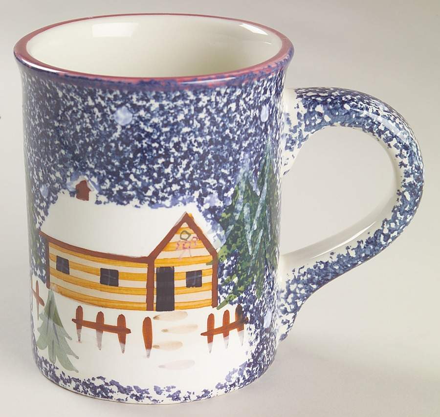 Holiday Mountain Lodge Grandmug by Livingquarters-1