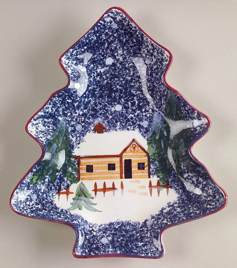 Holiday Mountain Lodge 1 Part Medium Tree Shaped Dish by Livingquarters-1