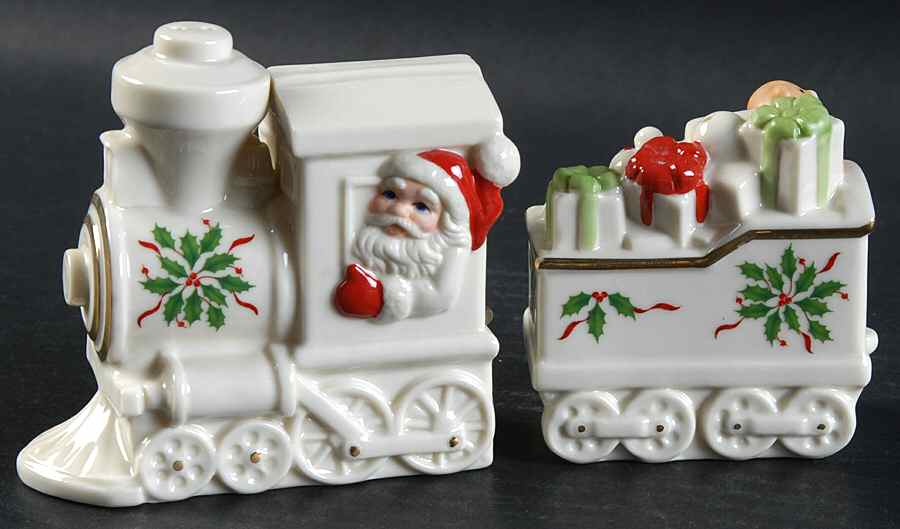 Holiday (Dimension) Figural Salt & Pepper Set by Lenox-1