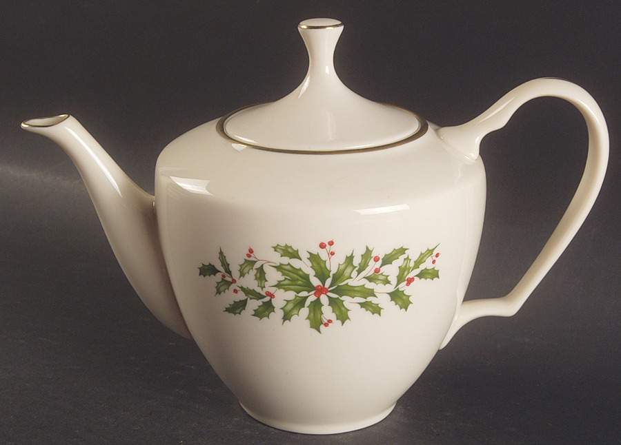 Holiday (Presidential)  Teapot & Lid by Lenox-1