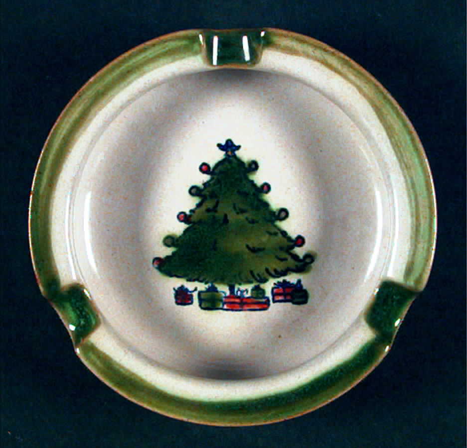 LOU6 Small Ashtray by Louisville-1