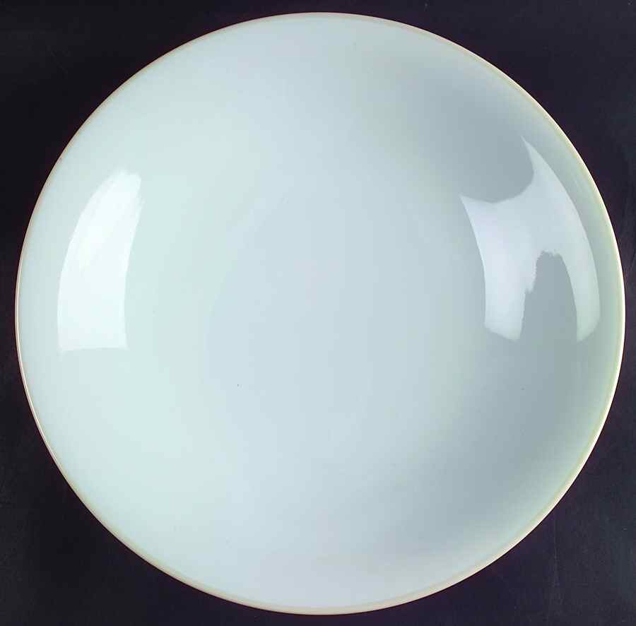 Kyoto White Deep Round Platter by Lindt-Stymeist-1