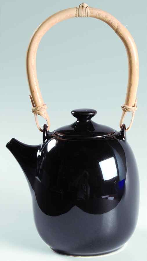Kyoto Plum Teapot & Lid by Lindt-Stymeist-1