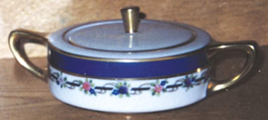 M2 Sugar Bowl & Lid by Lenox-1