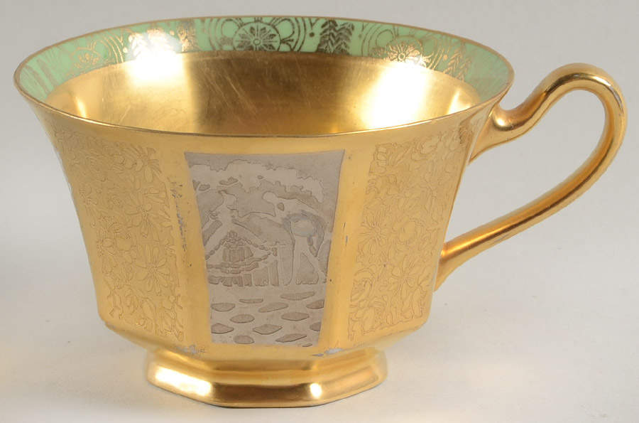 LEM8 Footed Cup by Le Mieux-1