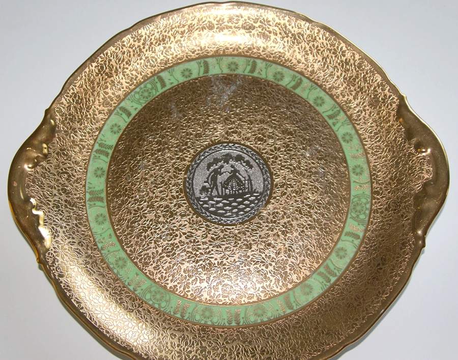 LEM8 Handled Cake Plate by Le Mieux-1