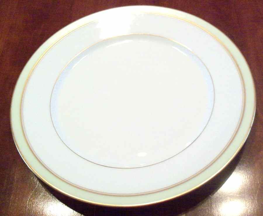 LAT46 Dinner Plate by Latrille-1