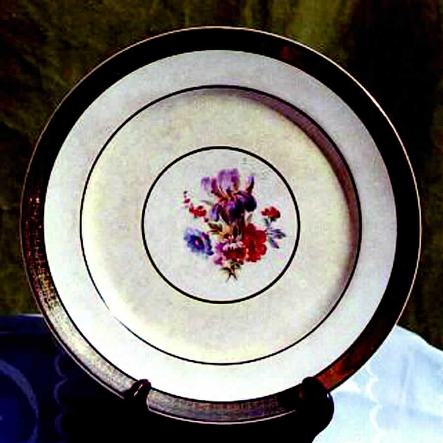 LMR1 Dinner Plate by Lee Moore-1