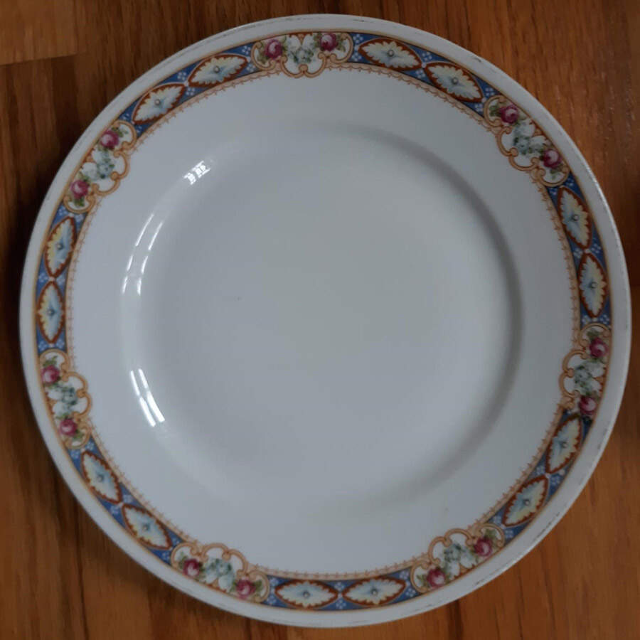 LDB2 Dinner Plate by Leon D Bloch-1