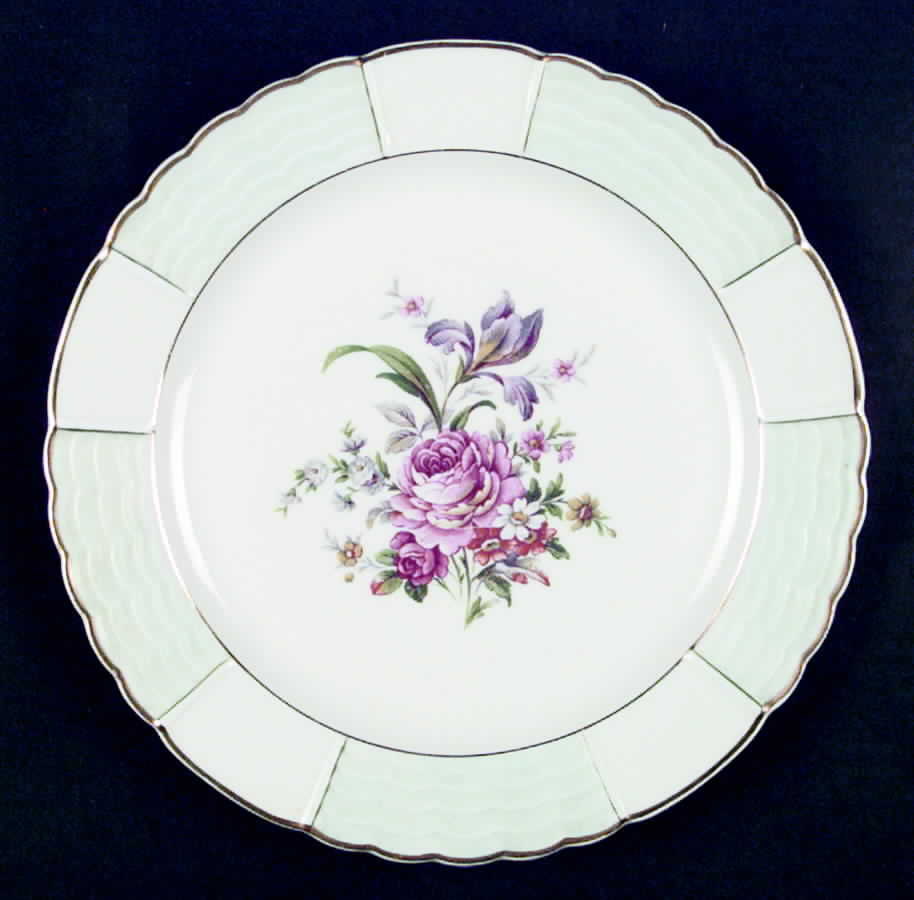 Lnt130 Green Dinner Plate by Lanternier-1