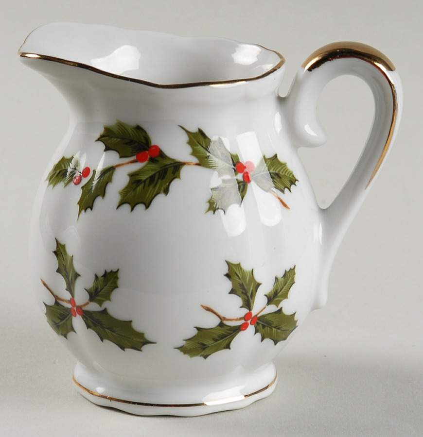 LEF15 (Scalloped) Creamer by Lefton-1