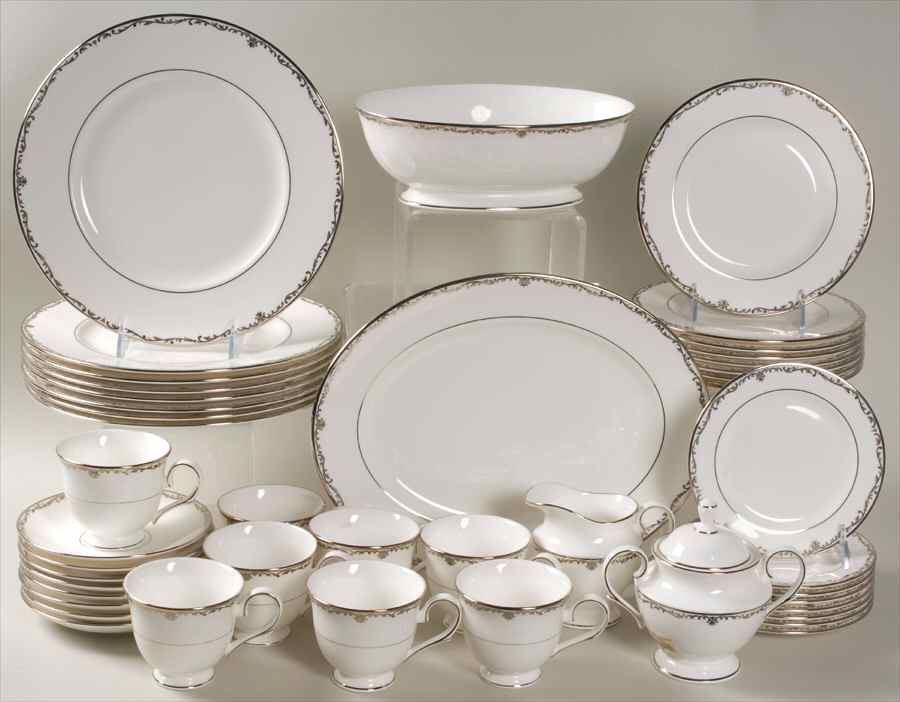 Coronet Platinum 45 Piece Set by Lenox-1