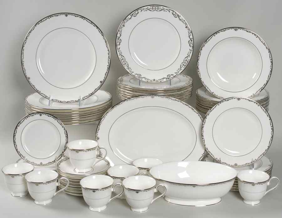Coronet Platinum 58 Piece Set by Lenox-1