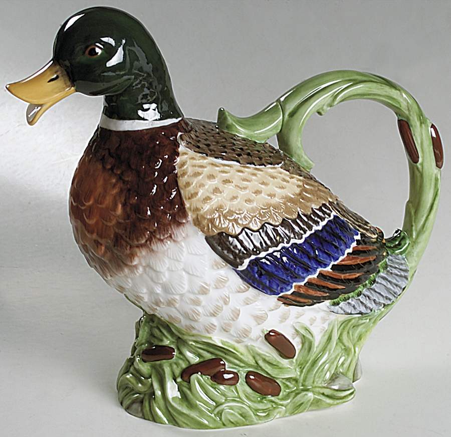Riverwood Figural Teapot & Lid by Lenox-1