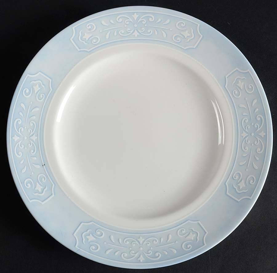 Swedish Garland Accent Luncheon Plate by Lenox-1