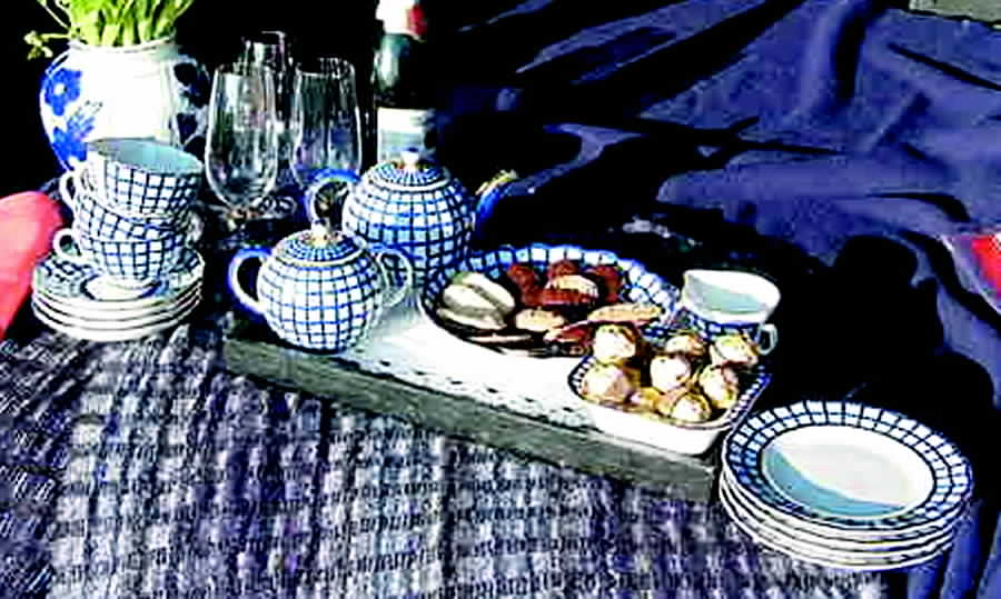 Quatro Sugar Bowl & Lid by Lomonosov-1