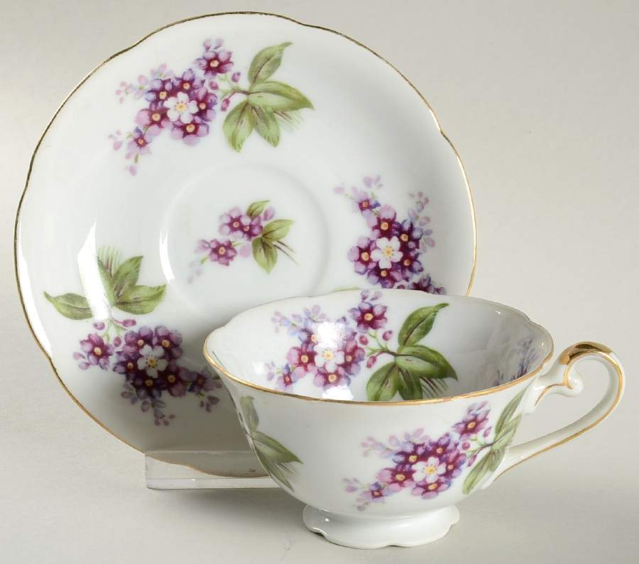 LEF37 Footed Cup & Saucer Set by Lefton-1