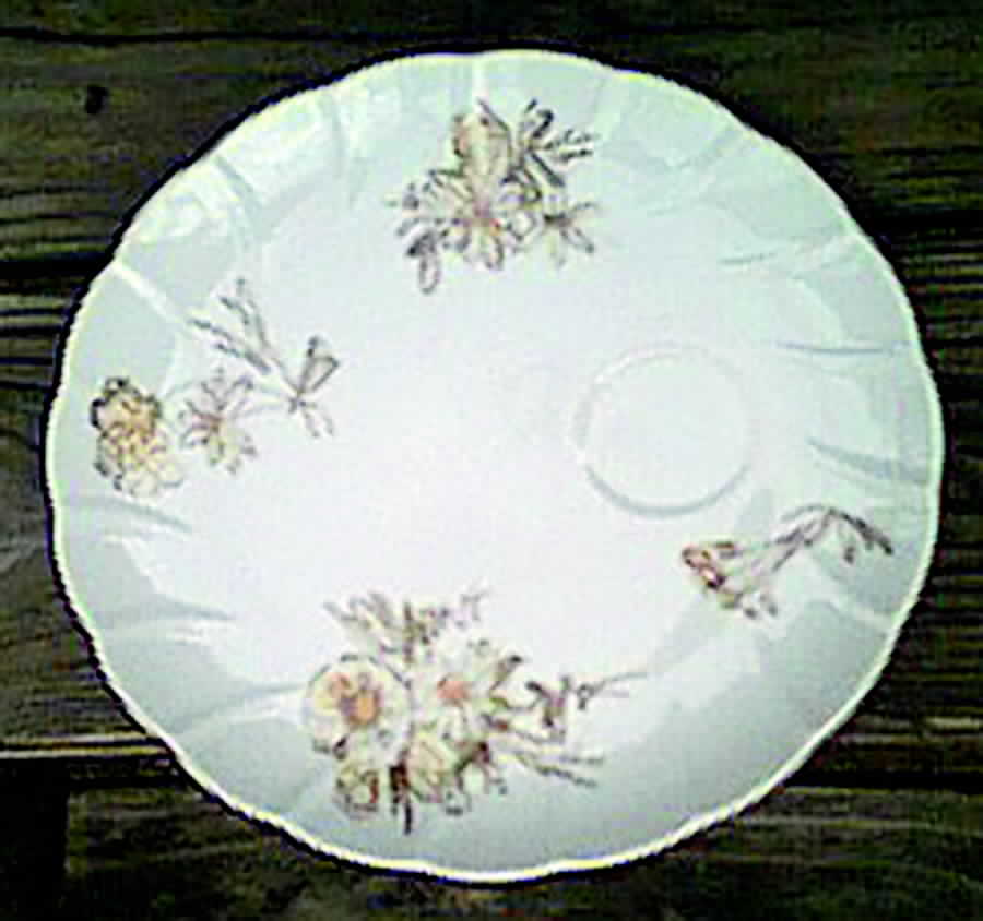 Daisy Bell Snack Plate by Laurel (Japan)-1