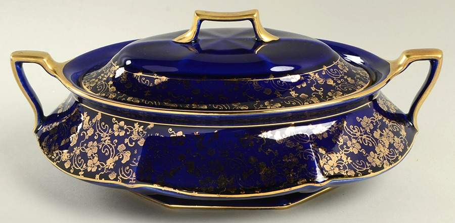 LIA53 Oval Covered Vegetable by Limoges-American-1