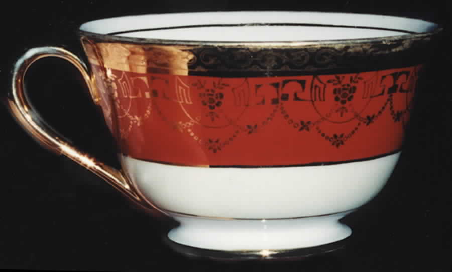 LEM11 Footed Cup by Le Mieux-1